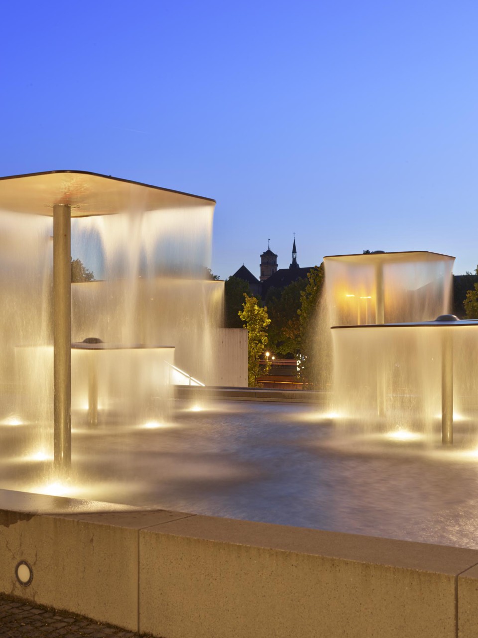 Forecourt Württembergische Landesbibliothek - Boulevard, open Staircase und Space around Fitz-Faller-Fountain
